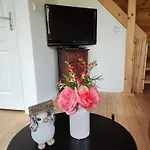 Au Chant Des Oiseaux - Rouge Gorge Couette-café
